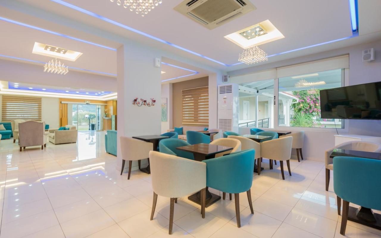 Denny'S Inn Kalamaki  Ngoại thất bức ảnh