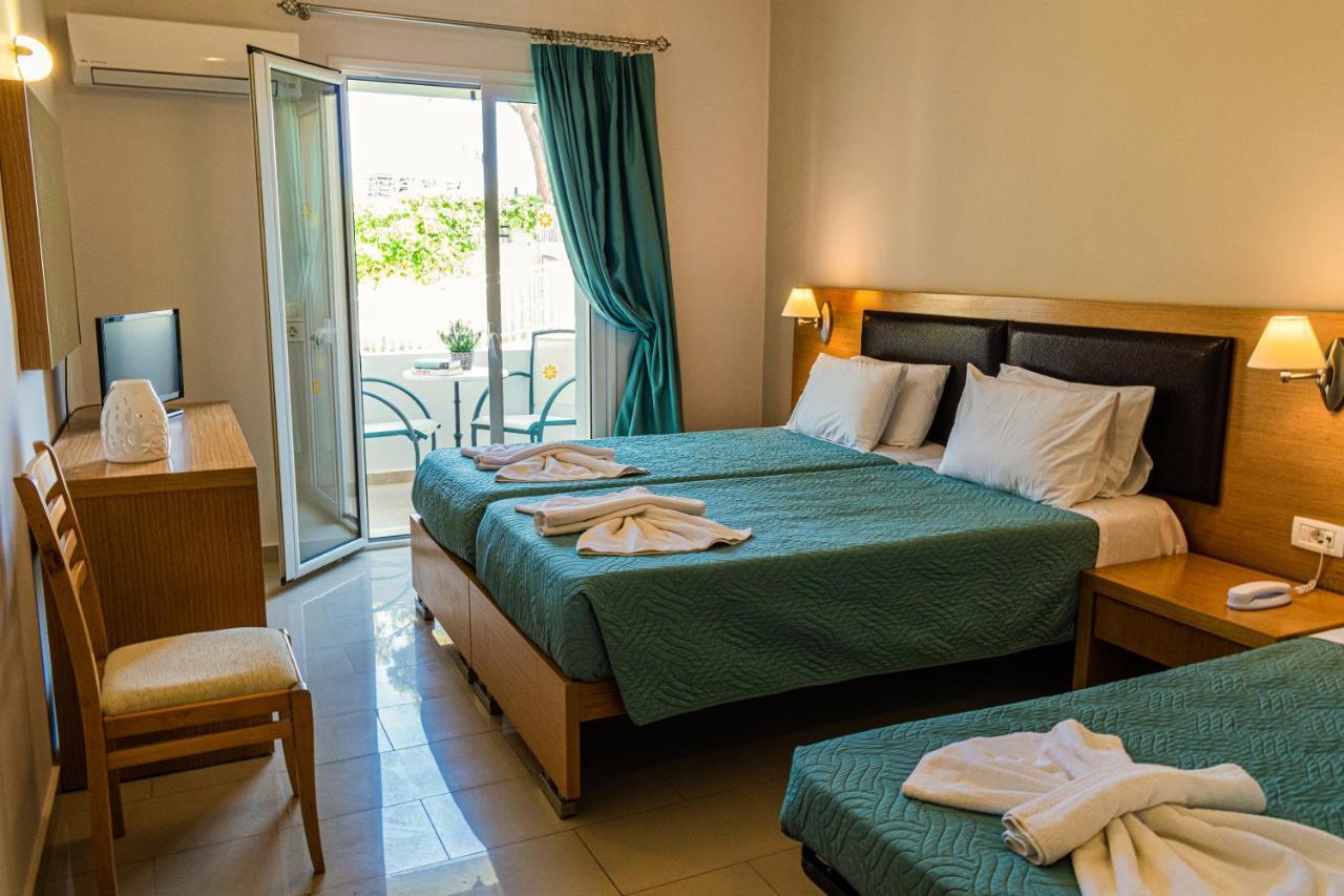 Denny'S Inn Kalamaki  Ngoại thất bức ảnh